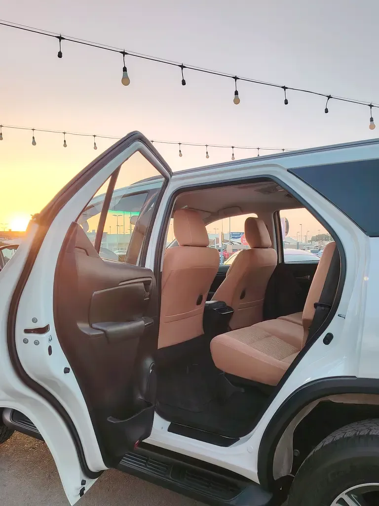 Toyota Fortuner 2.7 AT 2WD (166 hp) - 9
