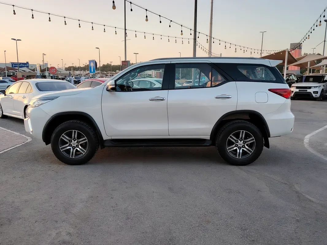 Toyota Fortuner 2.7 AT 2WD (166 hp) - 6