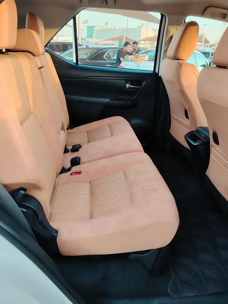 Toyota Fortuner 2.7 AT 2WD (166 hp) - 12