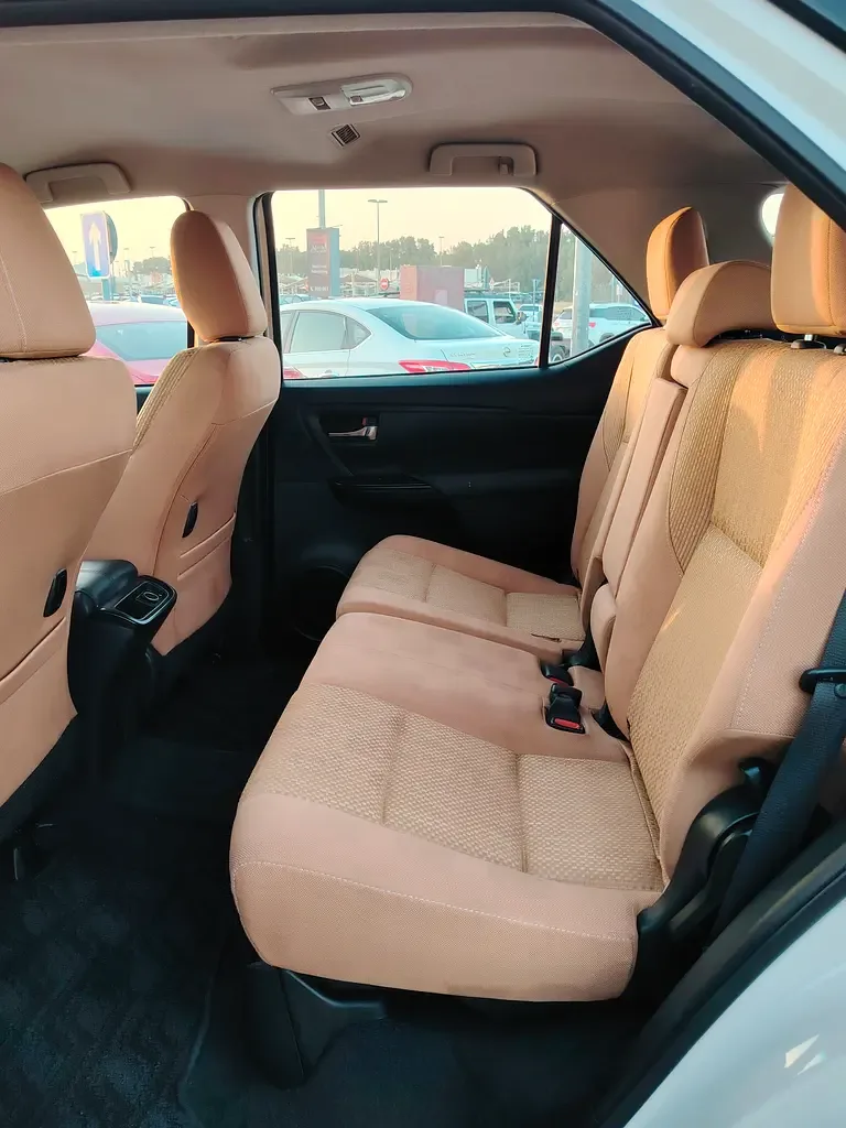 Toyota Fortuner 2.7 AT 2WD (166 hp) - 10