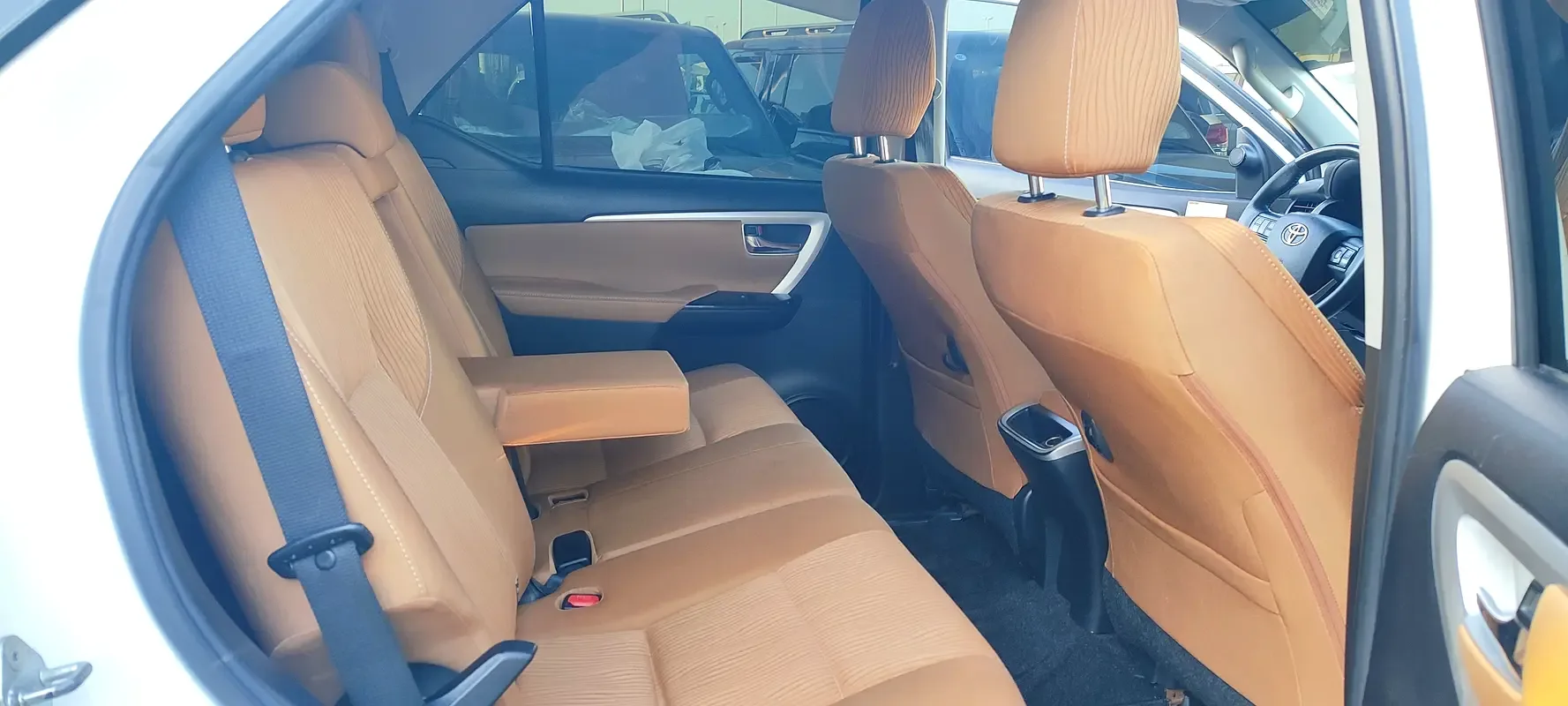 Toyota Fortuner 2.7 AT 2WD (166 hp) - 12