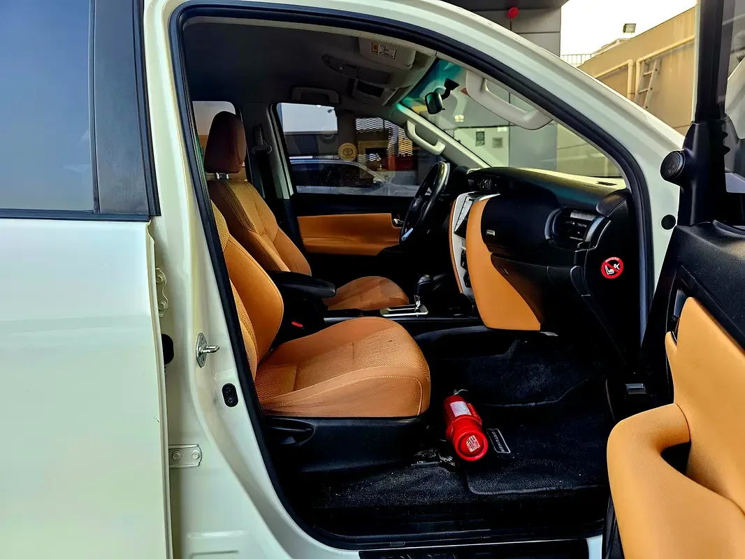 Toyota Fortuner 2.7 AT 2WD (166 حصان) - 16