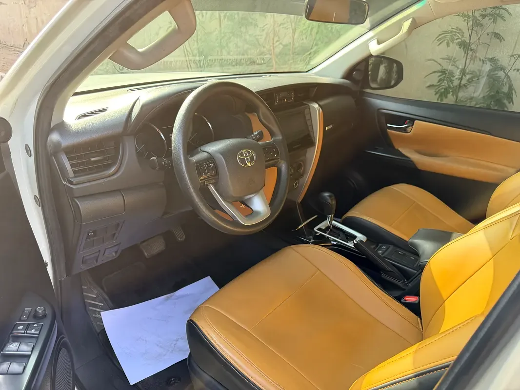 Toyota Fortuner 2.7 AT 2WD (166 حصان) - 4
