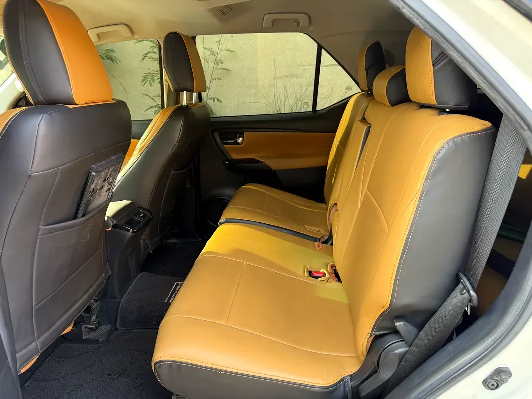 Toyota Fortuner 2.7 AT 2WD (166 حصان) - 6