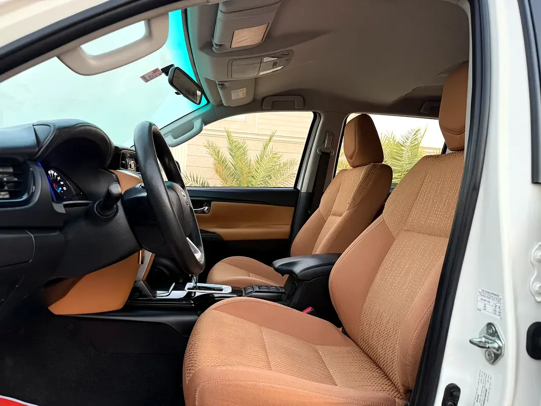 Toyota Fortuner 2.7 AT 2WD (166 hp) - 2