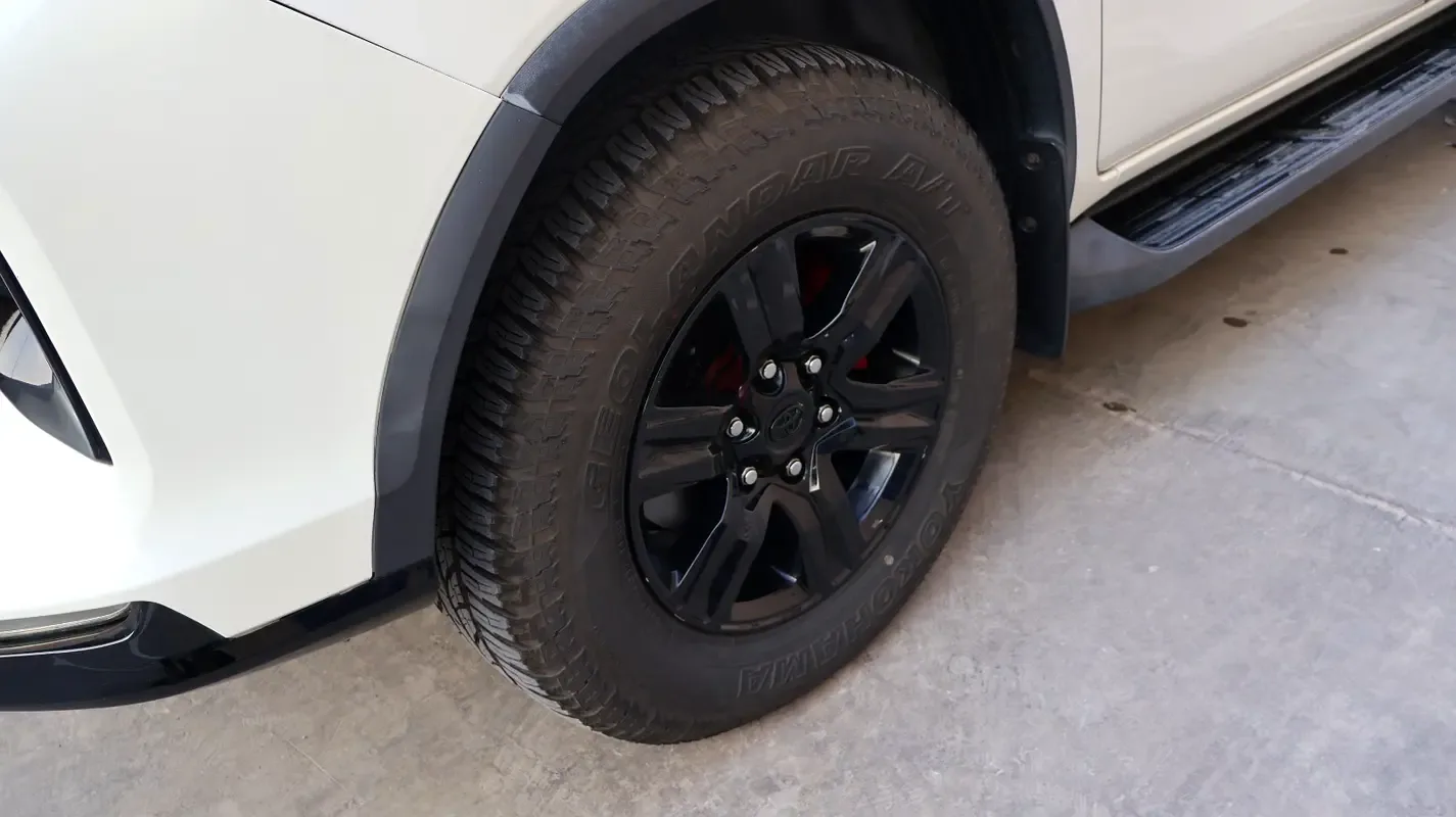 Toyota Fortuner 2.7 AT 2WD (166 hp) - 13