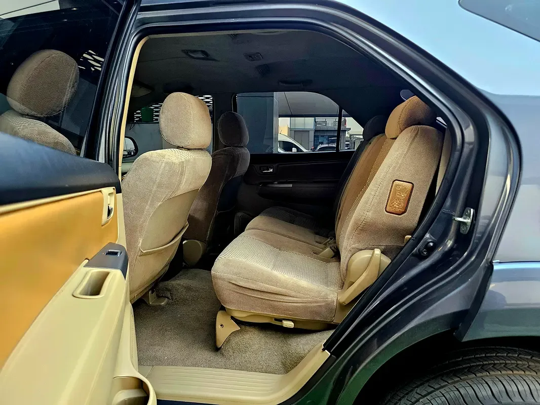 Toyota Fortuner 2.7 AT 4WD (158 hp) - 15