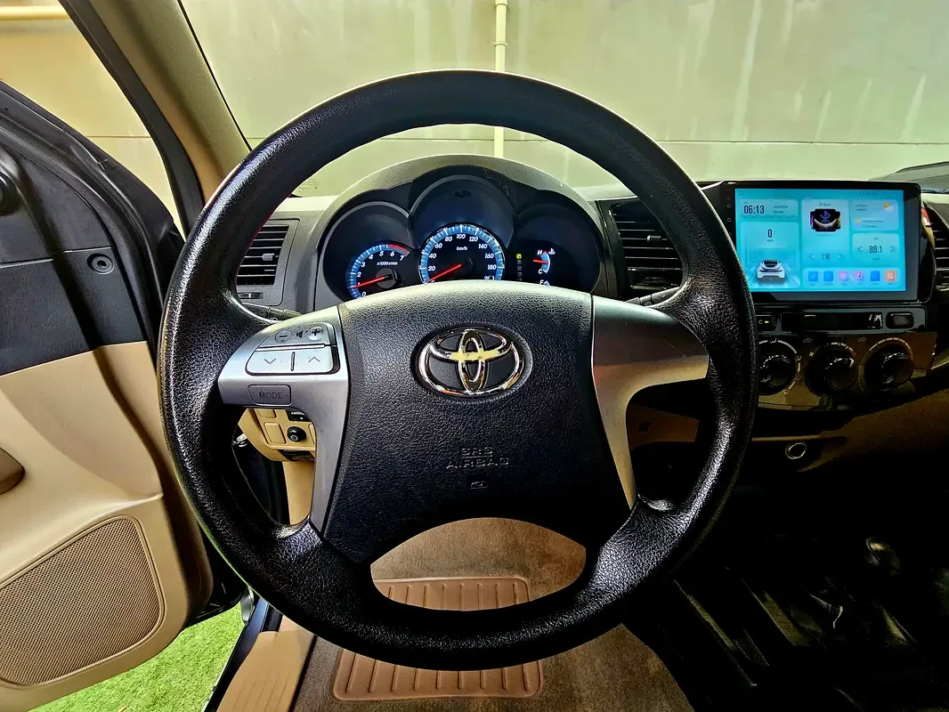 Toyota Fortuner 2.7 AT 4WD (158 hp) - 17