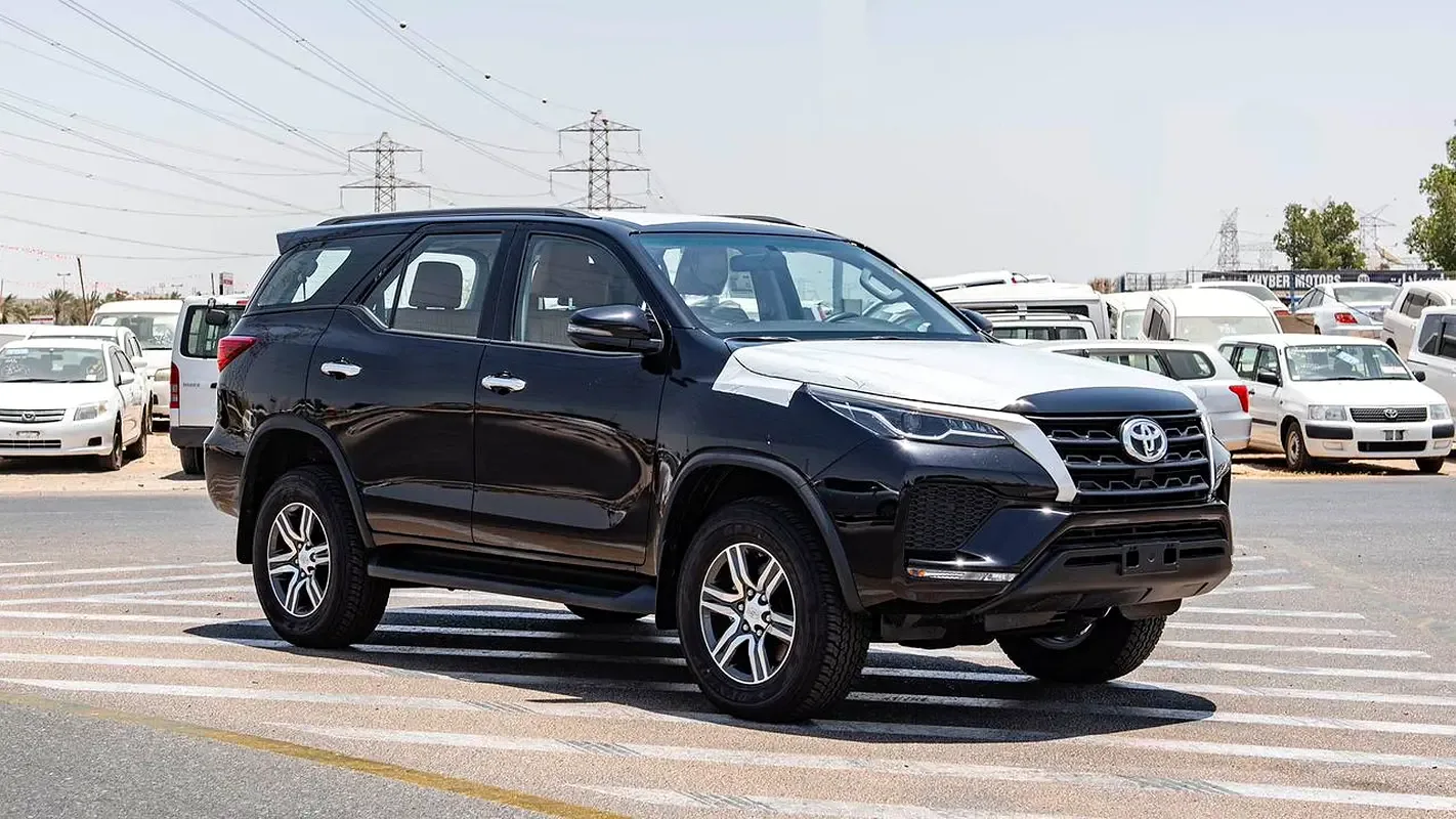 Toyota Fortuner 2.7 AT 4WD (166 hp)