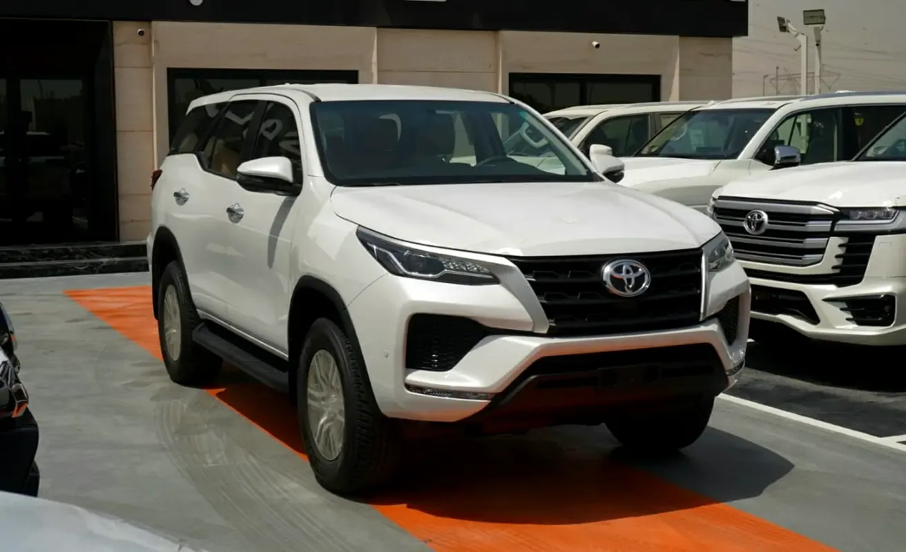 Toyota Fortuner 2.7 AT 4WD (166 hp)