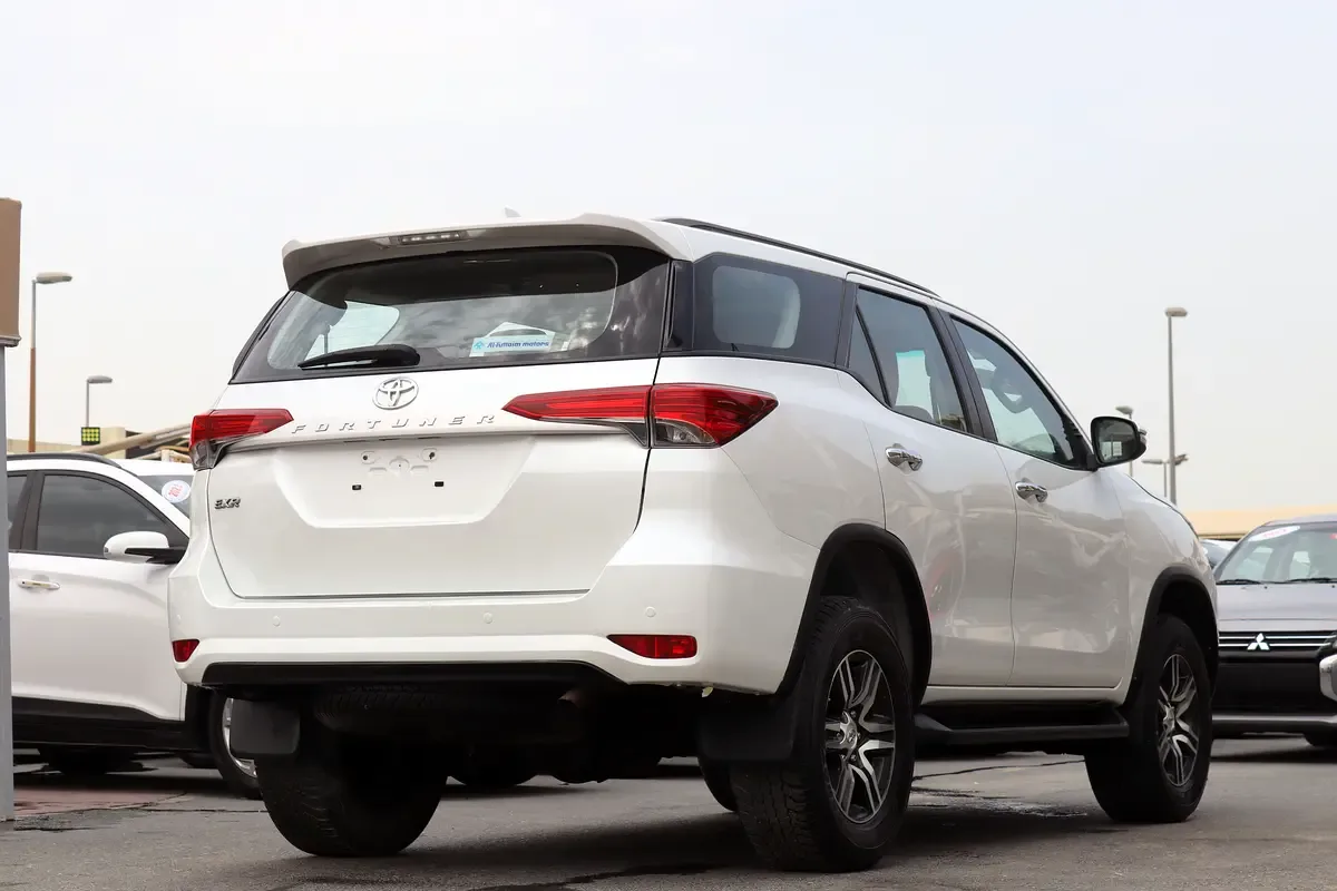 Toyota Fortuner 2.7 AT 4WD (166 حصان) - 6