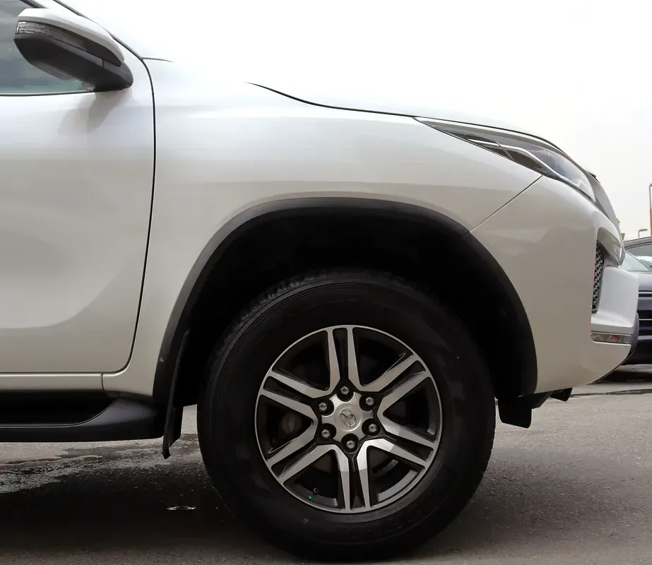 Toyota Fortuner 2.7 AT 4WD (166 حصان) - 16