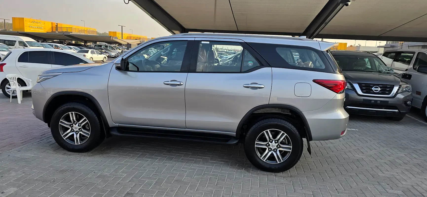 Toyota Fortuner 2.7 AT 4WD (166 hp) - 2