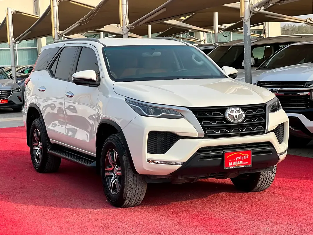 Toyota Fortuner 2.7 AT 4WD (166 hp)