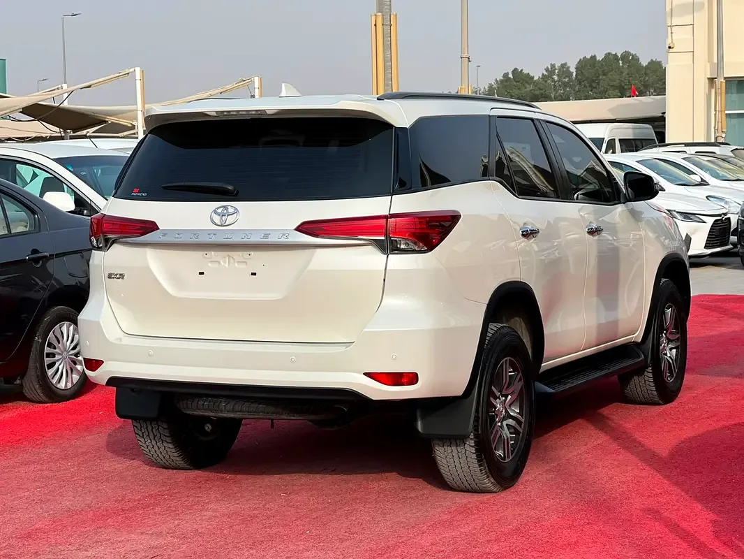 Toyota Fortuner 2.7 AT 4WD (166 hp) - 6
