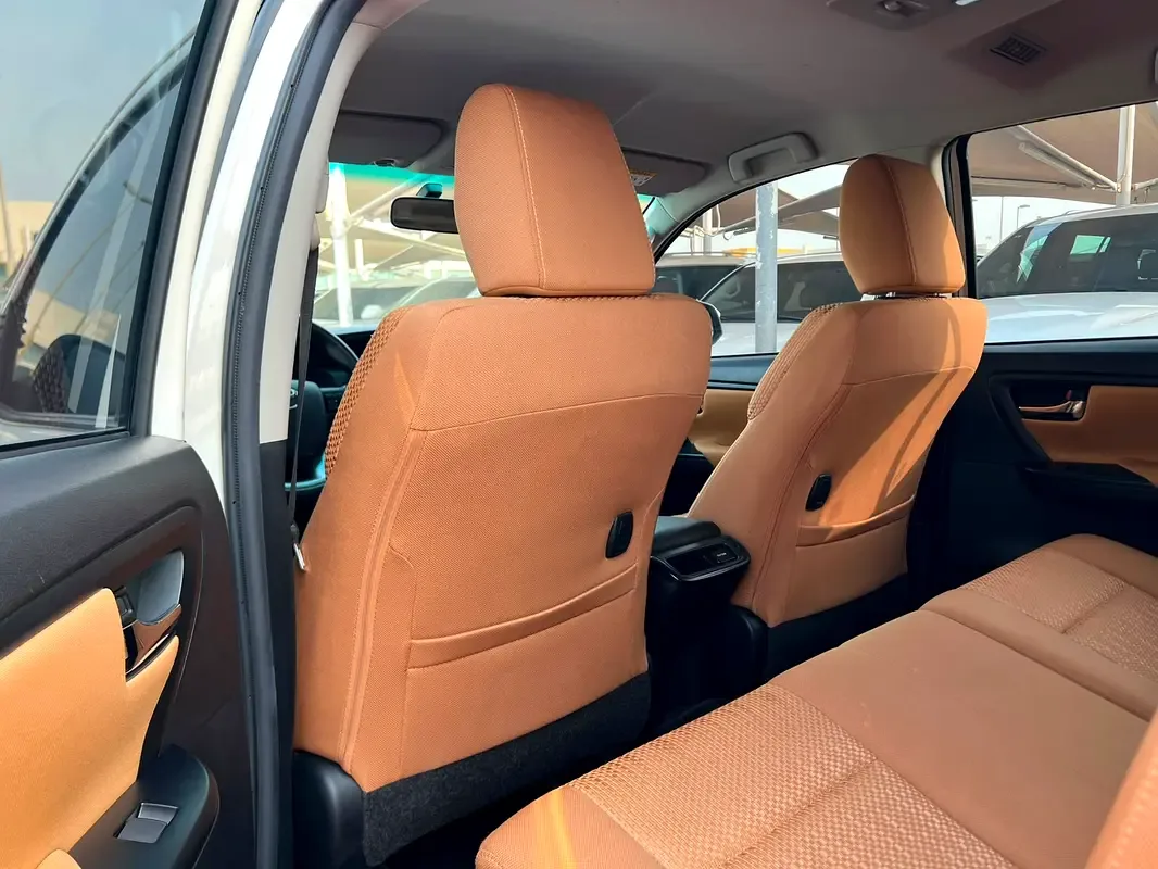 Toyota Fortuner 2.7 AT 4WD (166 hp) - 11