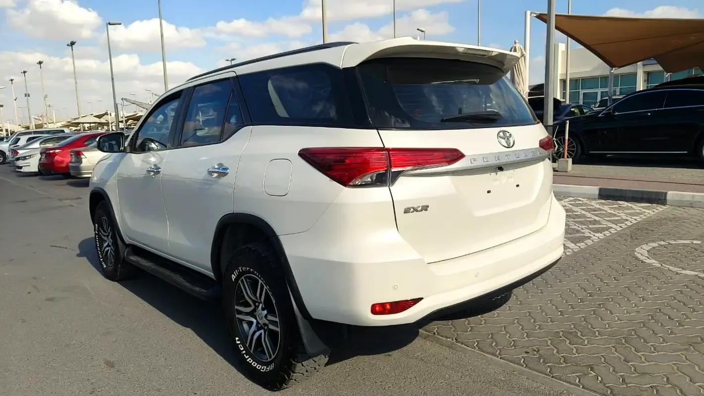 Toyota Fortuner 2.7 AT 4WD (166 حصان) - 7