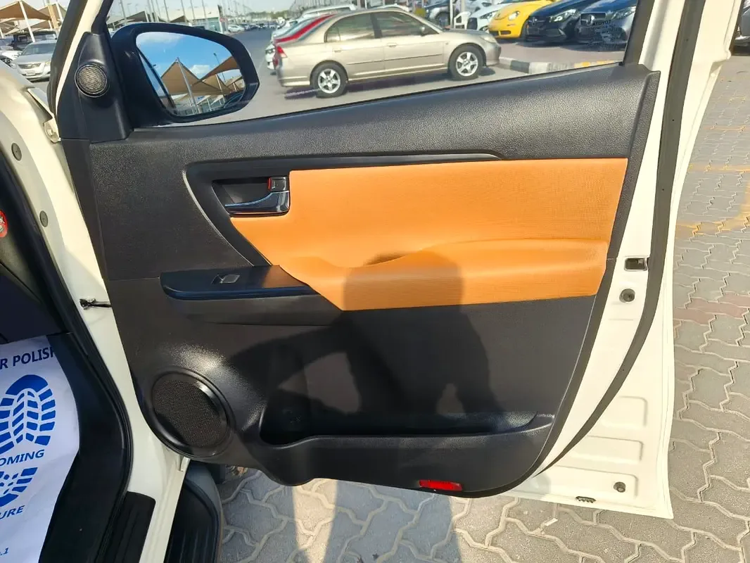 Toyota Fortuner 2.7 AT 4WD (166 حصان) - 20