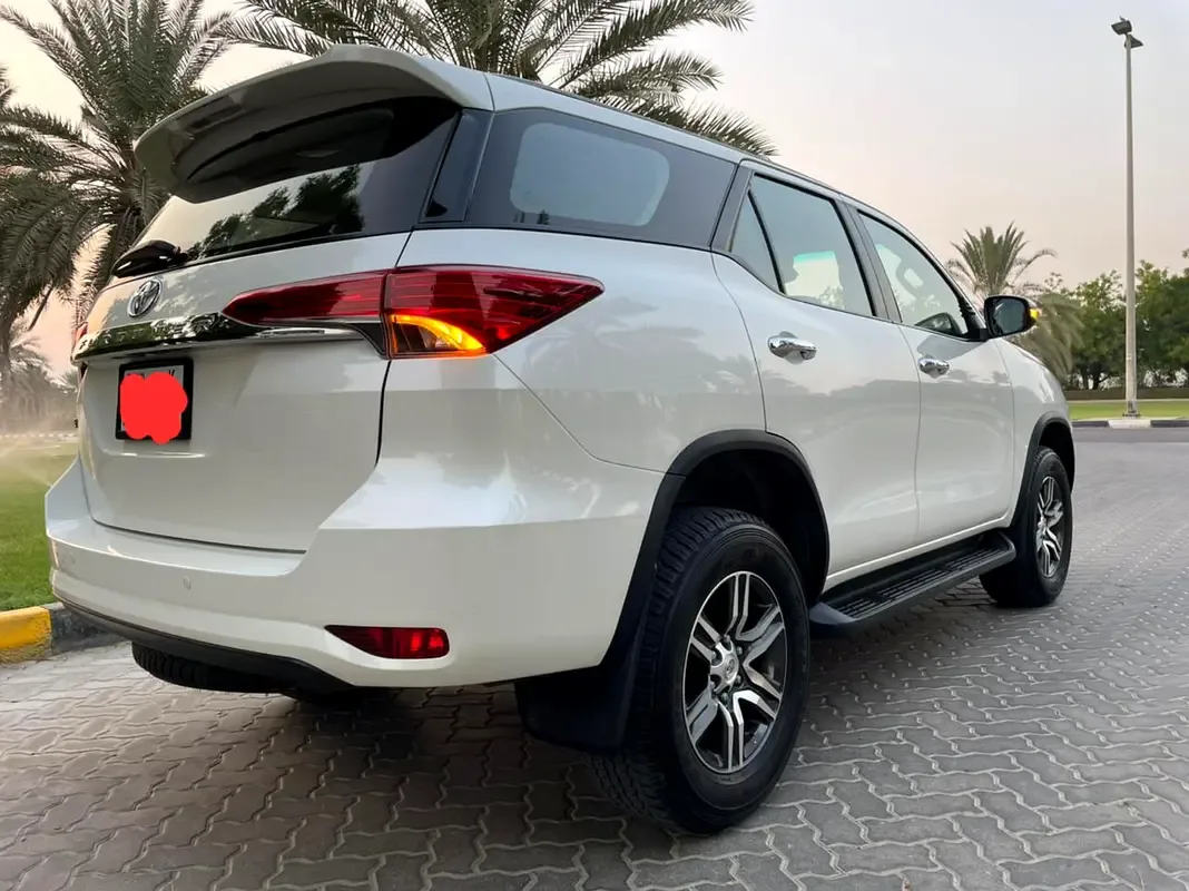 Toyota Fortuner 2.7 AT 4WD (166 حصان) - 5