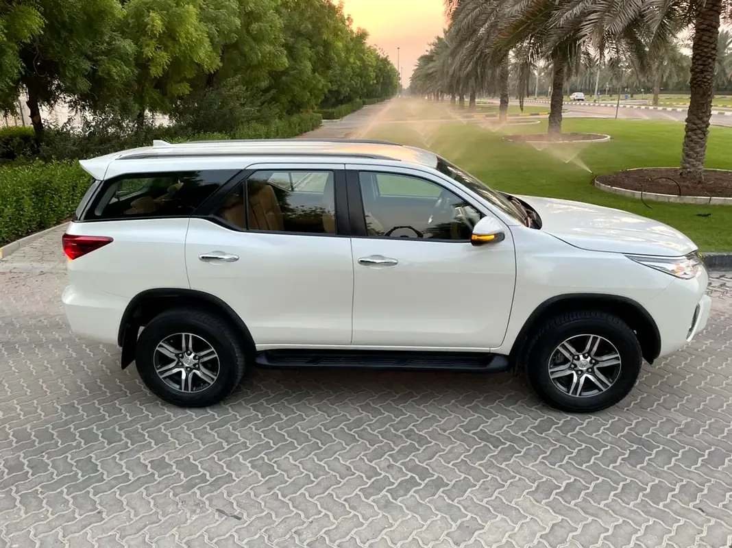 Toyota Fortuner 2.7 AT 4WD (166 حصان) - 10