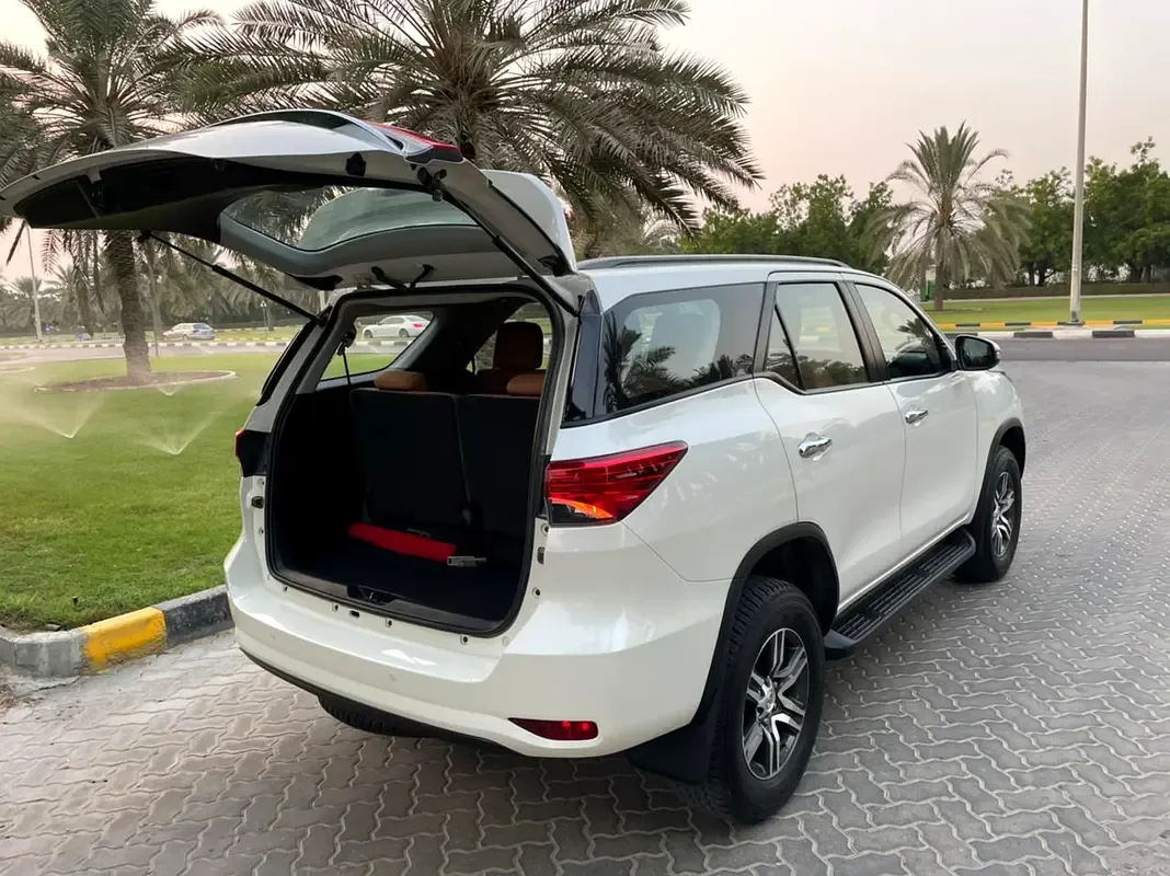 Toyota Fortuner 2.7 AT 4WD (166 حصان) - 11