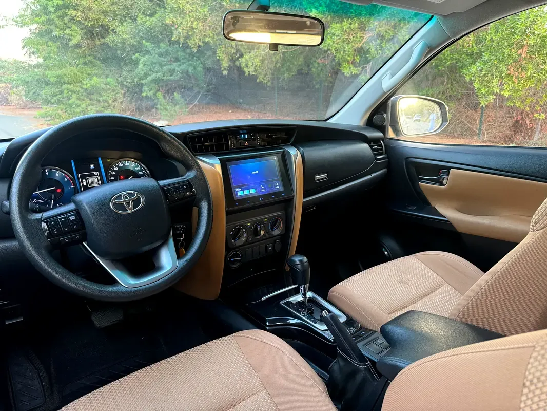 Toyota Fortuner 2.7 AT 4WD (166 hp) - 6