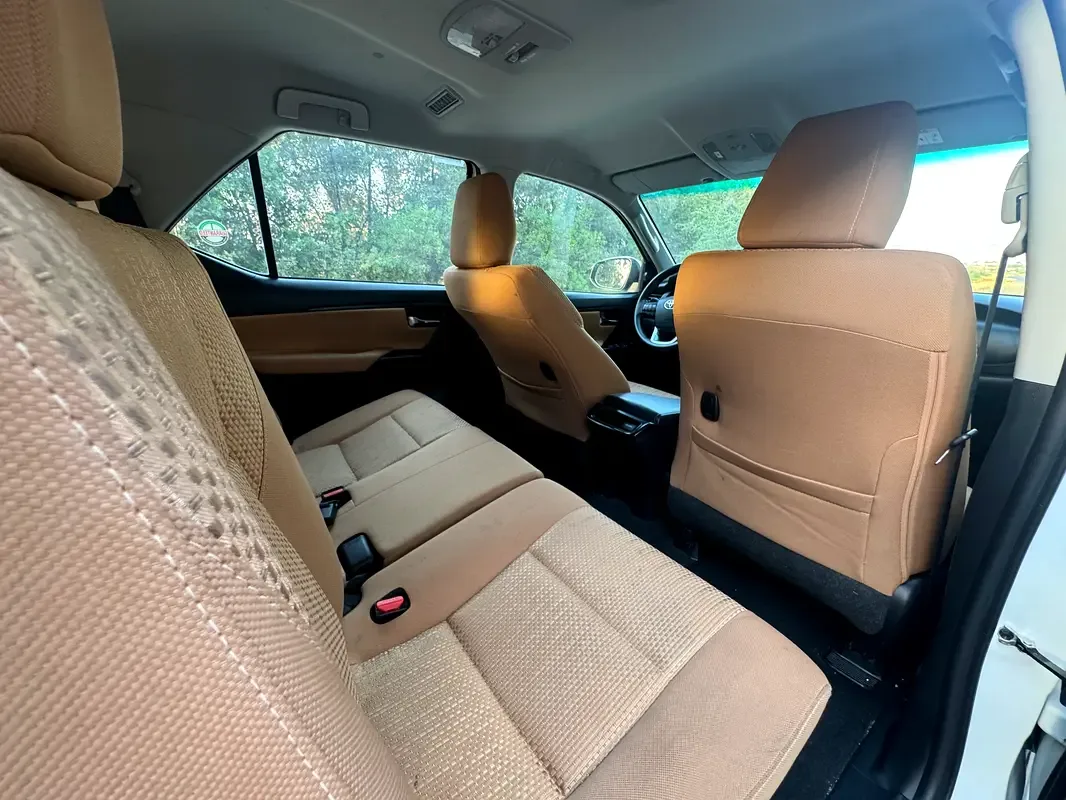 Toyota Fortuner 2.7 AT 4WD (166 hp) - 12