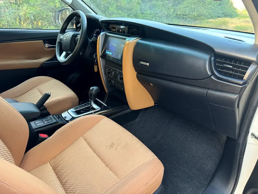 Toyota Fortuner 2.7 AT 4WD (166 hp) - 11
