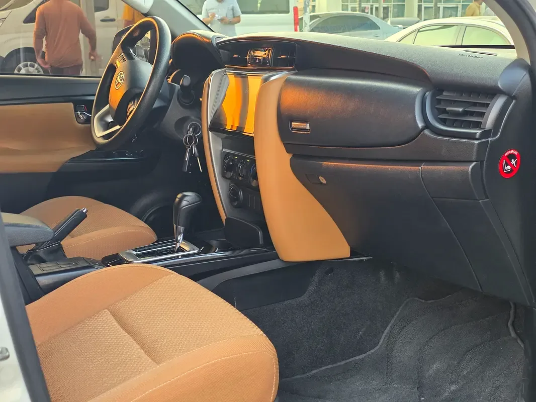 Toyota Fortuner 2.7 AT 4WD (166 حصان) - 9