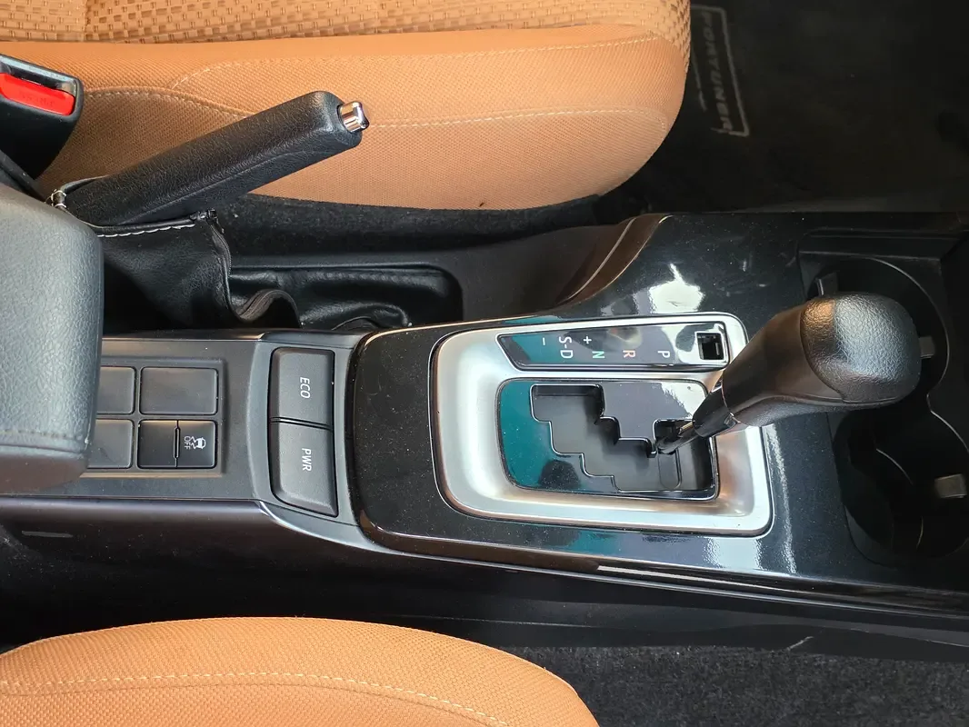 Toyota Fortuner 2.7 AT 4WD (166 حصان) - 11
