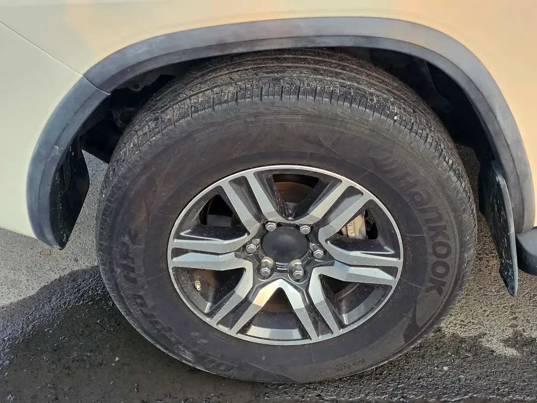 Toyota Fortuner 2.7 AT 4WD (166 حصان) - 18