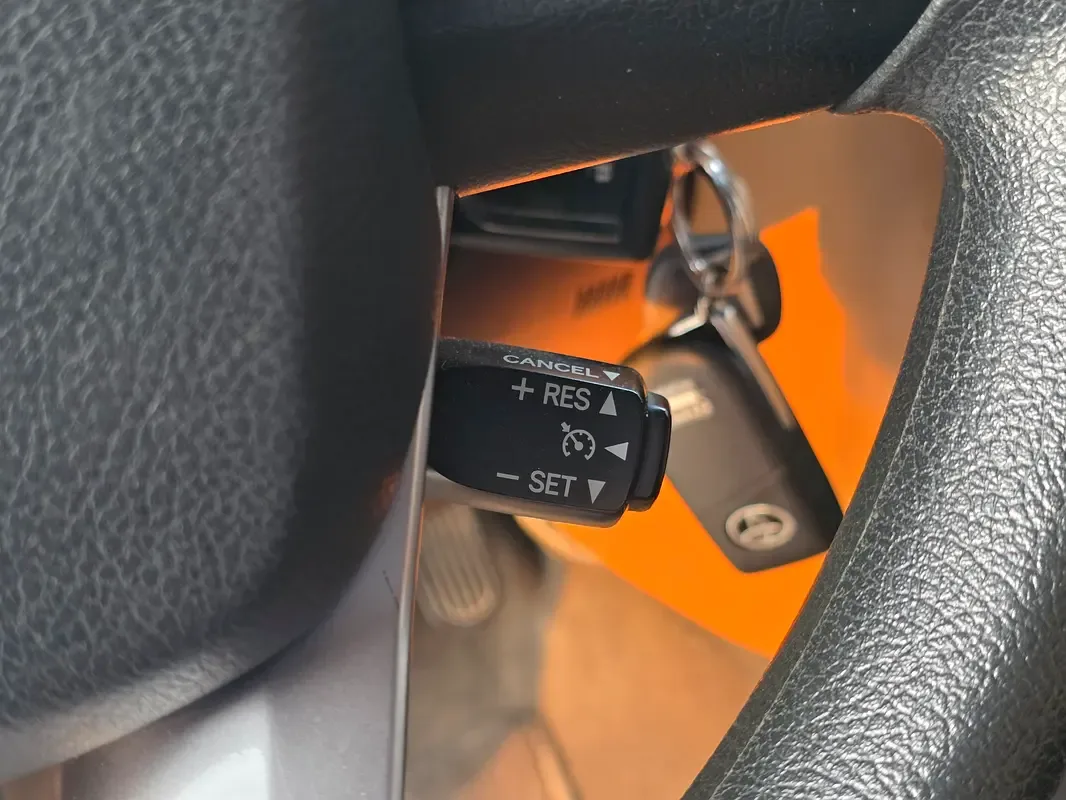 Toyota Fortuner 2.7 AT 4WD (166 حصان) - 17