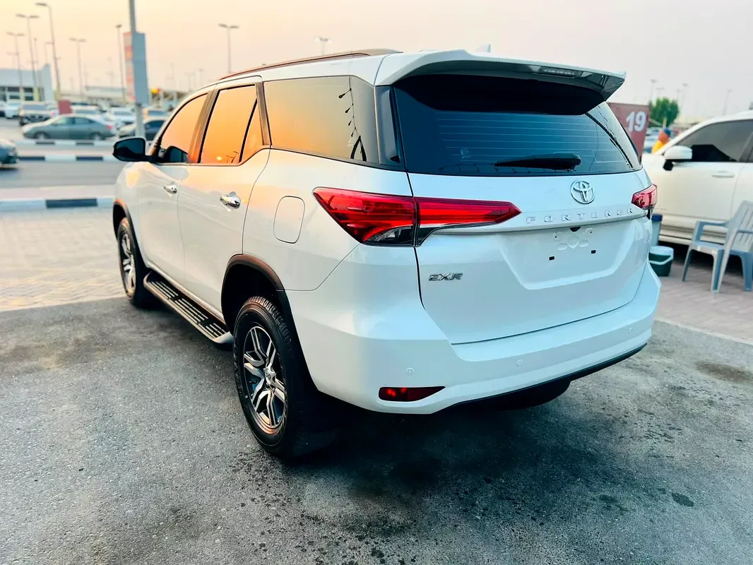 Toyota Fortuner 2.7 AT 4WD (166 حصان) - 6