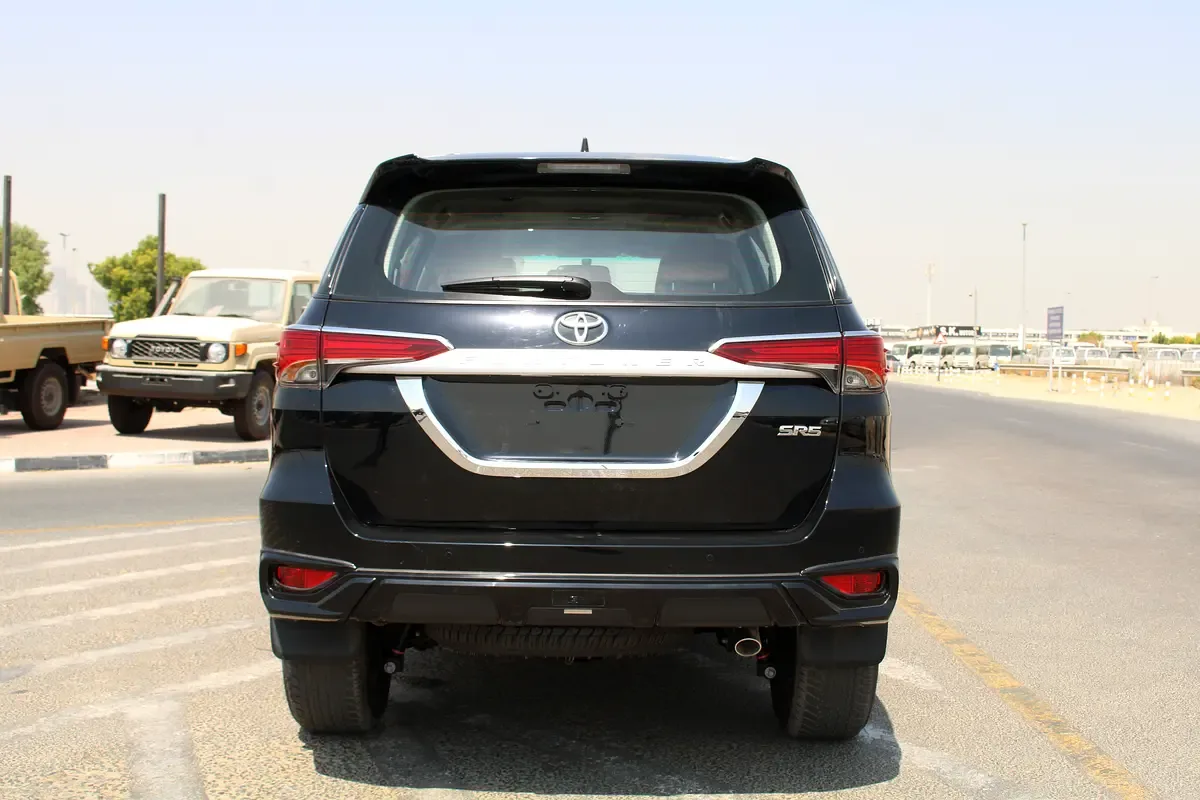 Toyota Fortuner 2.7 AT 4WD (166 حصان) - 4