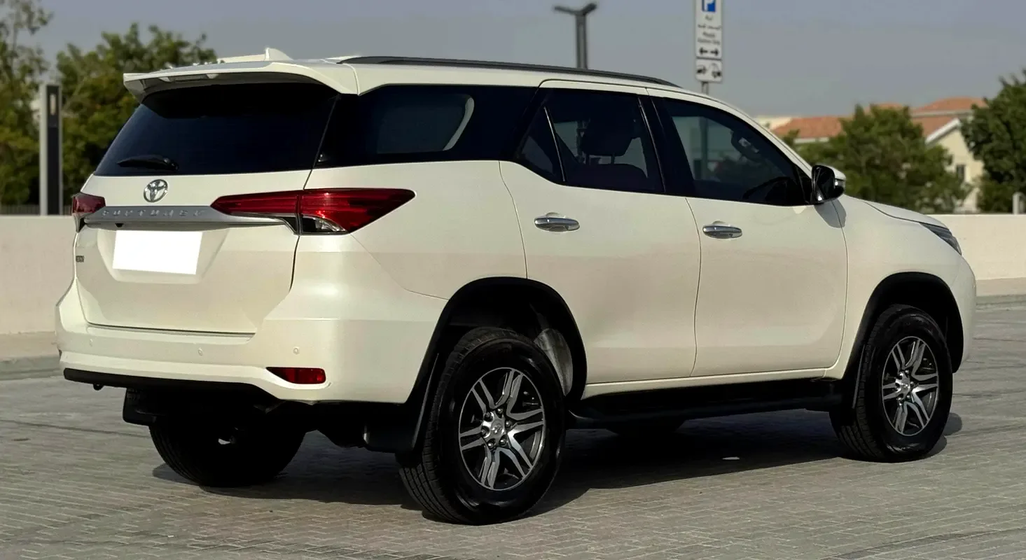 Toyota Fortuner 2.7 AT 4WD (166 حصان) - 4