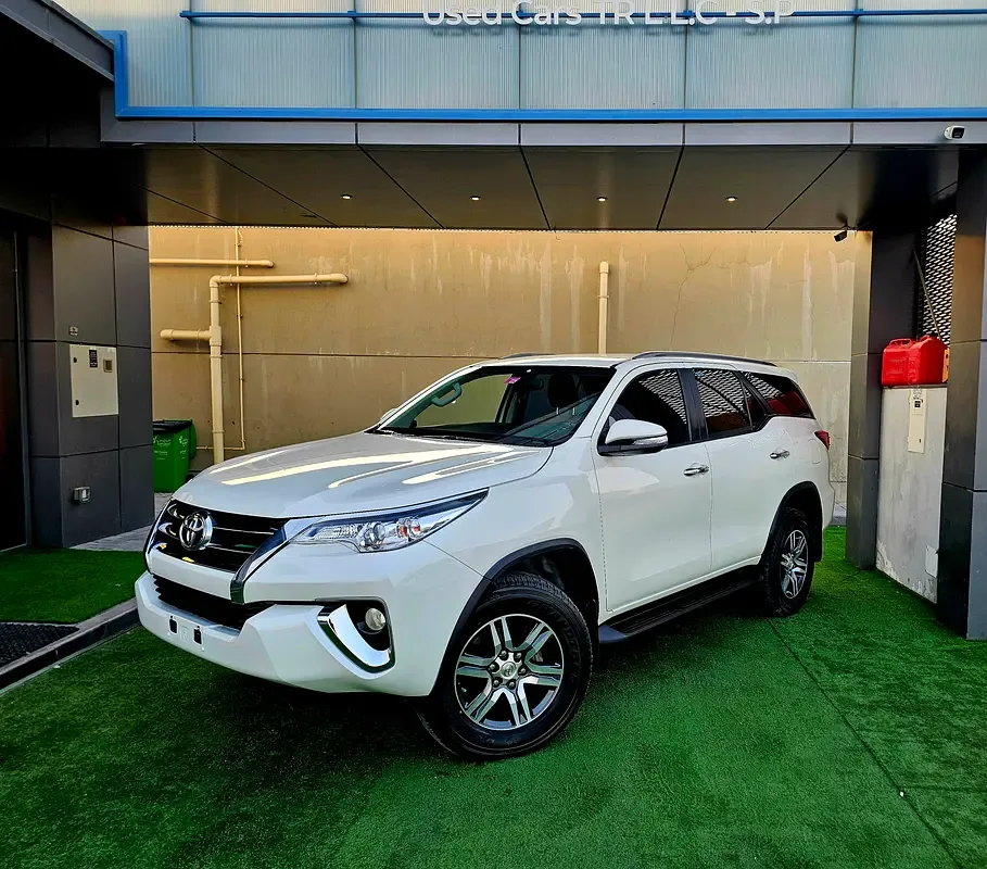 Toyota Fortuner 2.7 AT 4WD (166 حصان) - 3