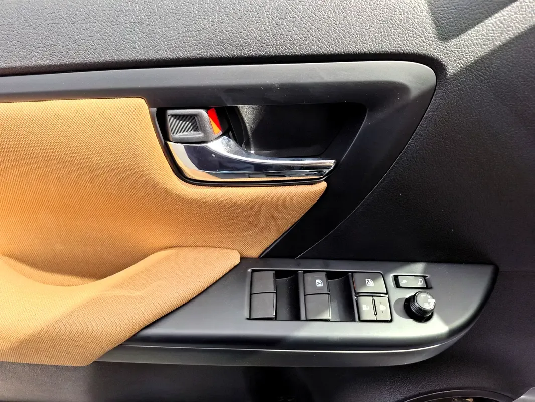 Toyota Fortuner 2.7 AT 4WD (166 hp) - 6