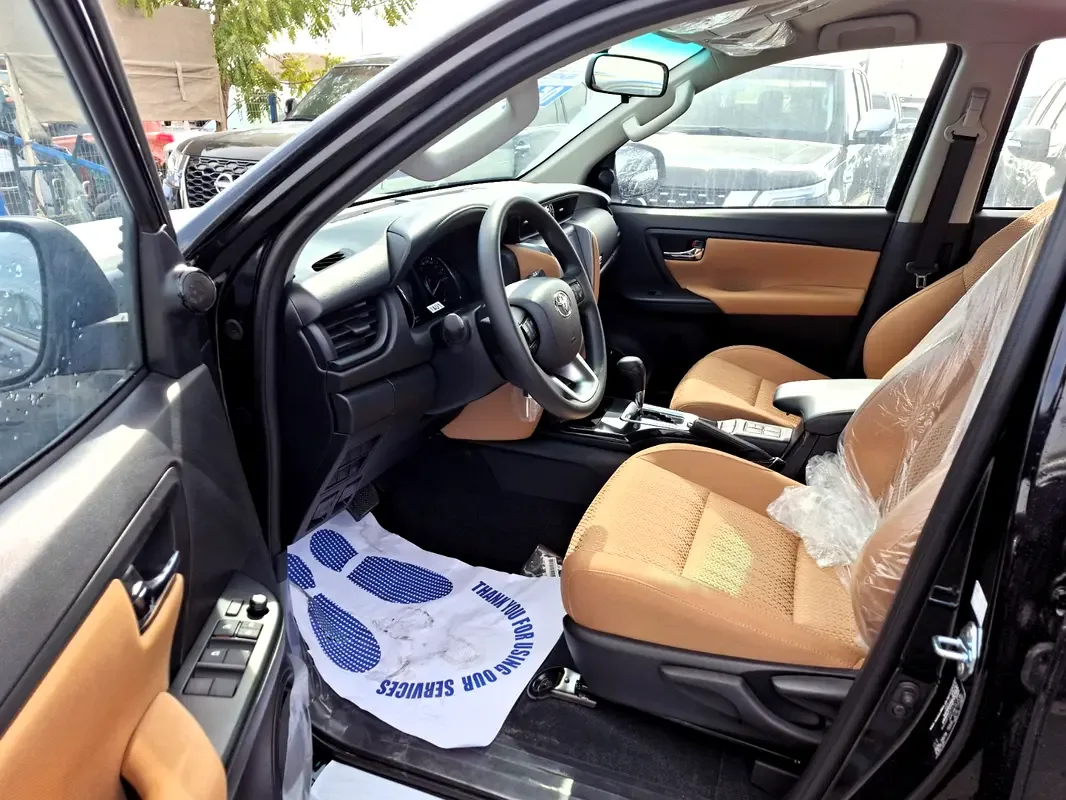 Toyota Fortuner 2.7 AT 4WD (166 hp) - 9