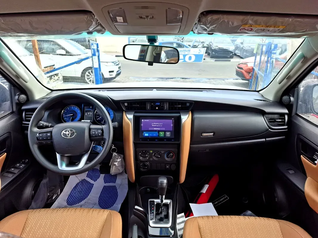 Toyota Fortuner 2.7 AT 4WD (166 hp) - 17