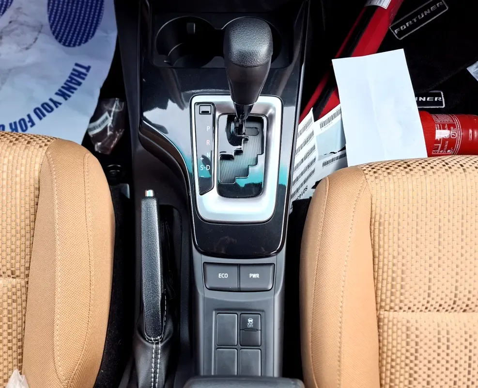 Toyota Fortuner 2.7 AT 4WD (166 hp) - 18