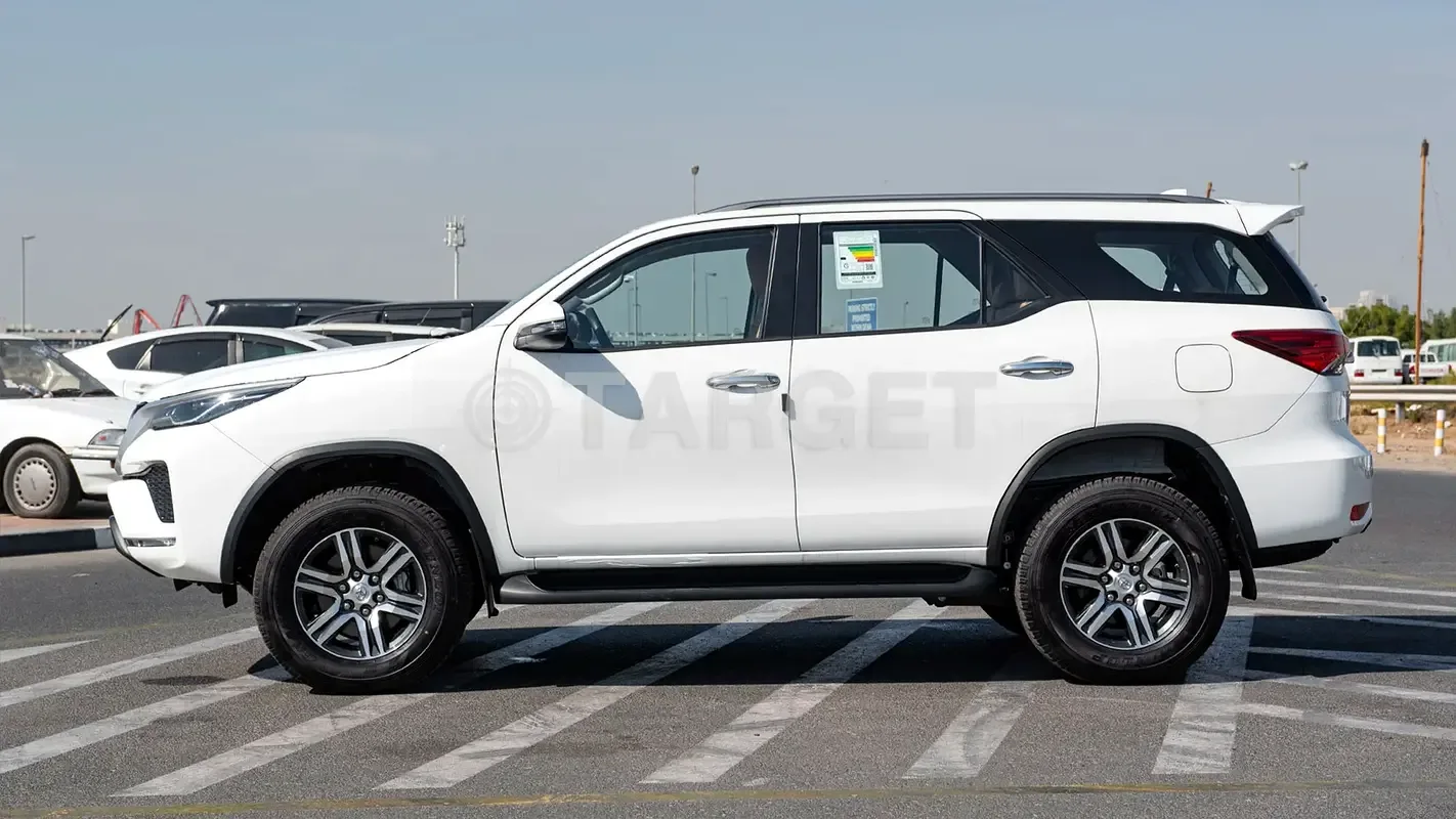 Toyota Fortuner 2.7 AT 4WD (166 حصان) - 4