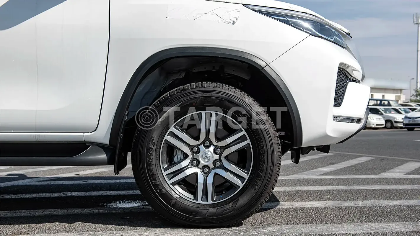 Toyota Fortuner 2.7 AT 4WD (166 حصان) - 12