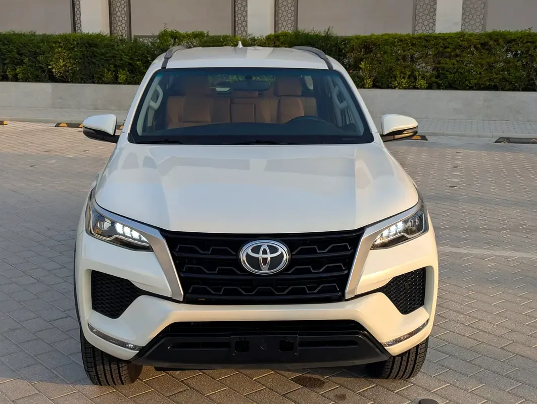 Toyota Fortuner 2.7 AT 4WD (166 حصان) - 2