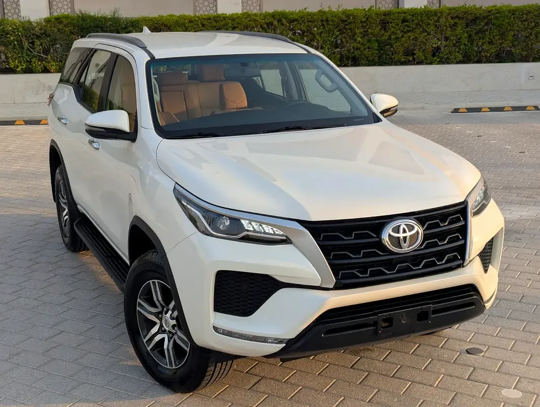 Toyota Fortuner 2.7 AT 4WD (166 hp)