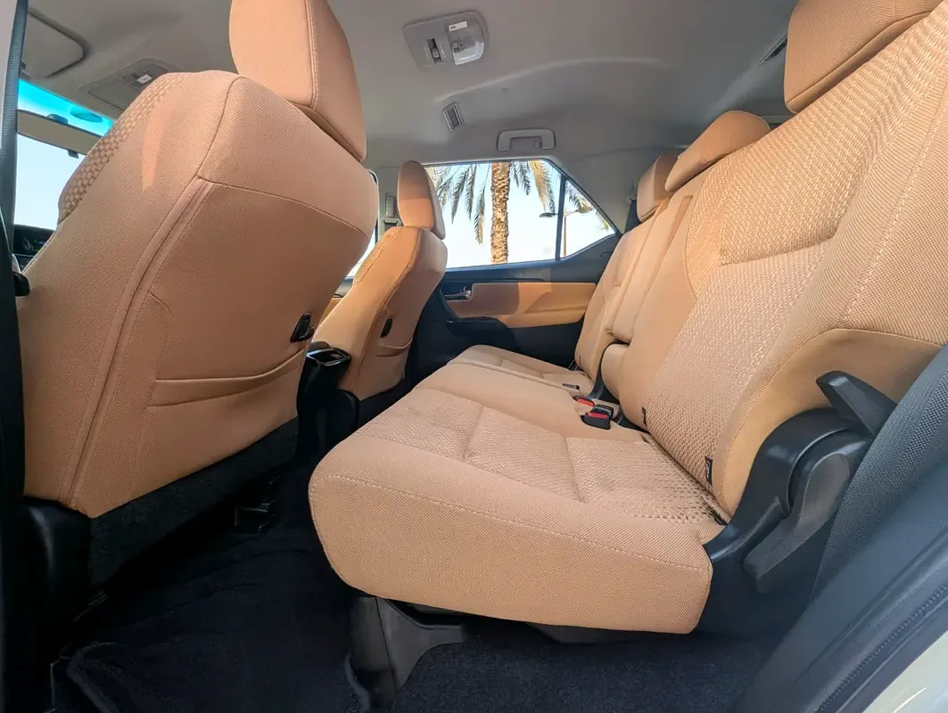 Toyota Fortuner 2.7 AT 4WD (166 حصان) - 7