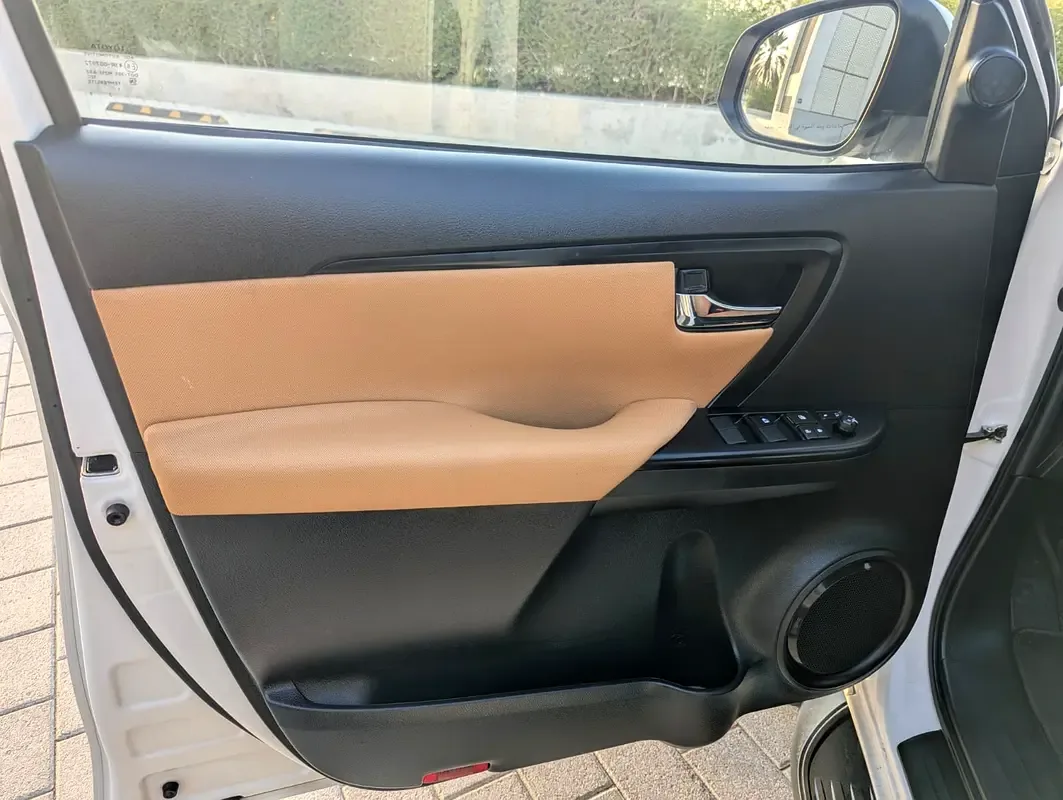 Toyota Fortuner 2.7 AT 4WD (166 حصان) - 11