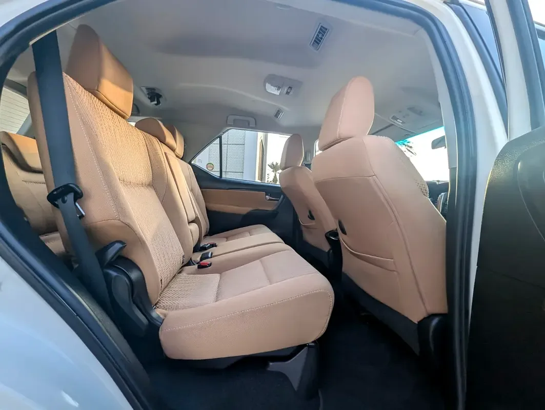 Toyota Fortuner 2.7 AT 4WD (166 حصان) - 9