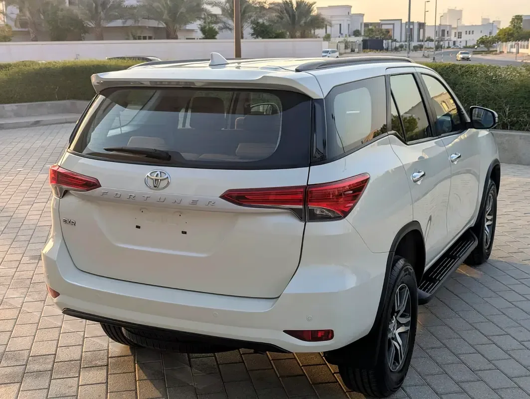 Toyota Fortuner 2.7 AT 4WD (166 حصان) - 14