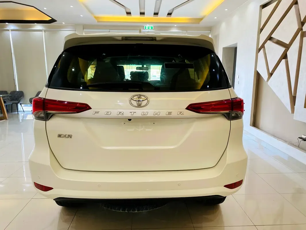 Toyota Fortuner 2.7 AT 4WD (166 حصان) - 8