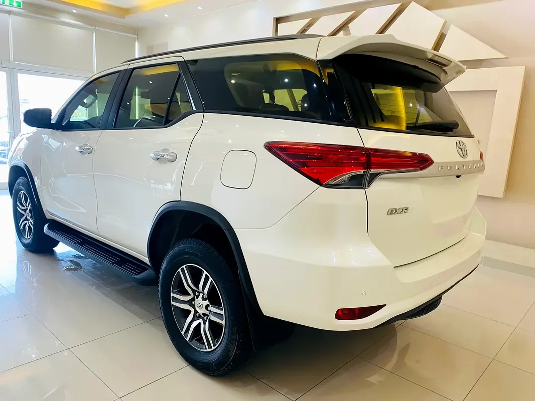 Toyota Fortuner 2.7 AT 4WD (166 حصان) - 9